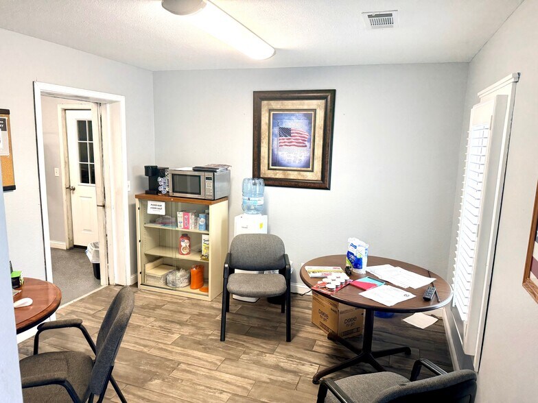 More Photos Of 328 S Interstate Dr, Sikeston Industrial For Lease