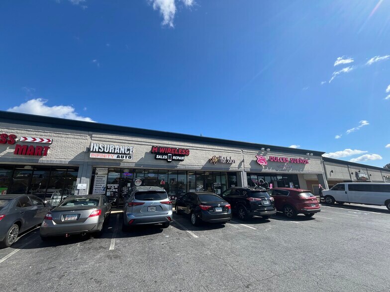 More Photos Of 1210 Rockbridge Rd, Norcross General Retail For Sale