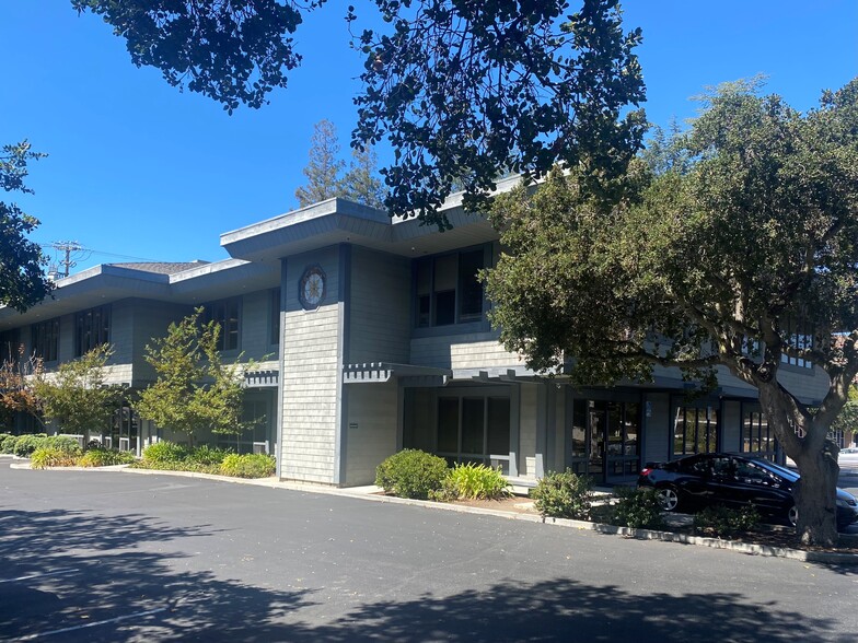 Primary Photo Of 777 Cuesta Dr, Mountain View Medical For Lease