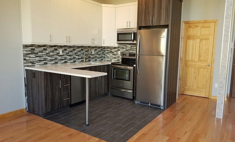 More Photos Of 14-18 31st Ave, Astoria Apartments For Sale