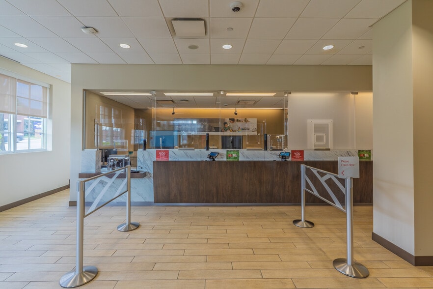 More Photos Of 217 E Lancaster Ave, Wayne Bank For Lease