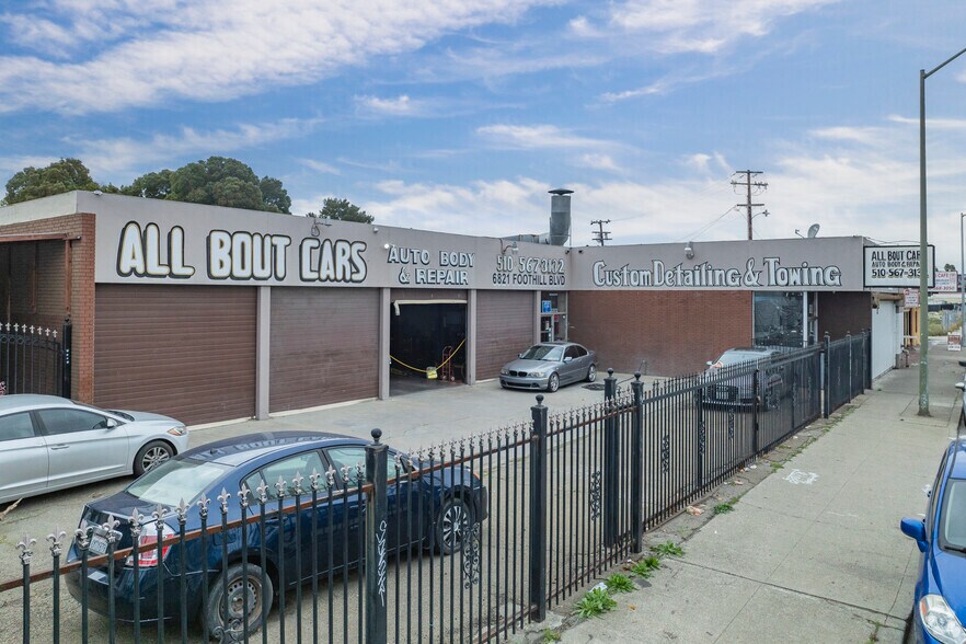 Primary Photo Of 6821 Foothill Blvd, Oakland Auto Repair For Sale