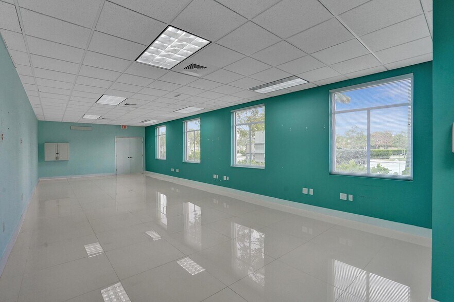 More Photos Of 15620 SW 29th St, Miramar Medical For Sale