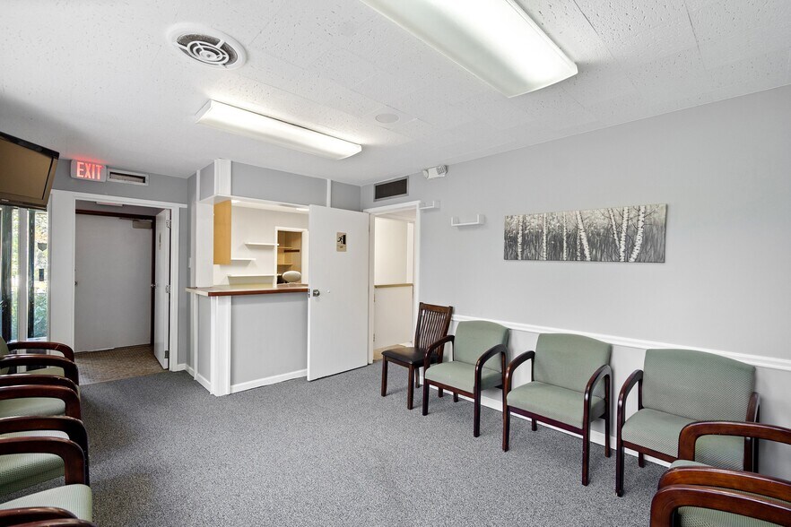 More Photos Of 198 North Ave E, Cranford Medical For Sale