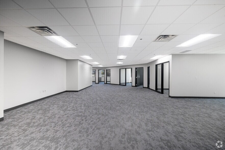 More Photos Of 6955-6965 S Union Park Ctr, Cottonwood Heights Unknown For Lease