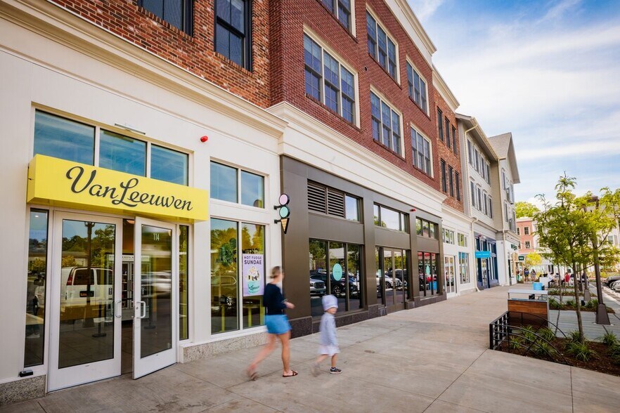 More Photos Of 102 Heights Rd, Darien Apartments For Lease