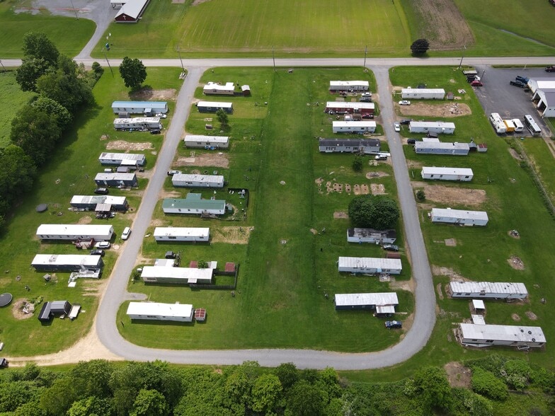 More Photos Of 106 Titan Ln, Franklin Manufactured Housing Mobile Home Park For Sale