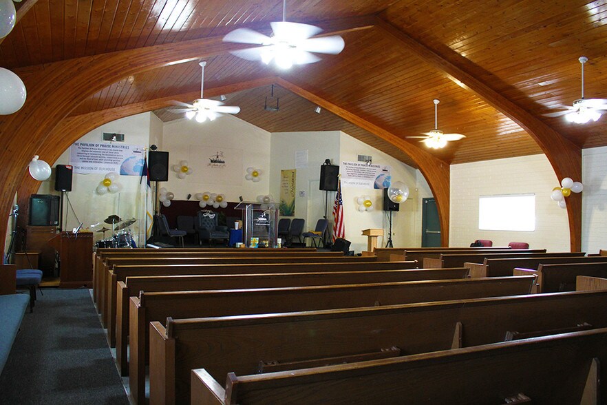 More Photos Of 2802 N 29th St, Phoenix Religious Facility For Sale