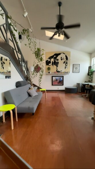 More Photos Of 1201 W 6th St, Austin Storefront For Lease