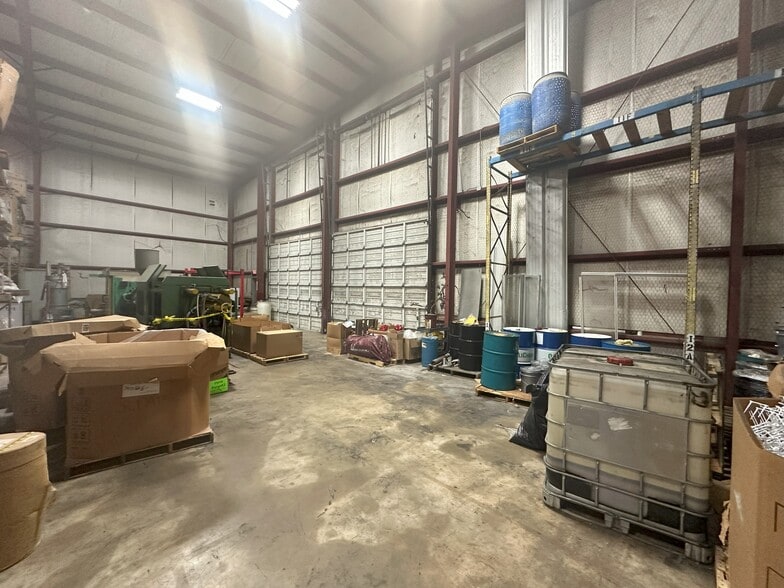 More Photos Of 13026 Rosecrest Dr, Houston Warehouse For Sale