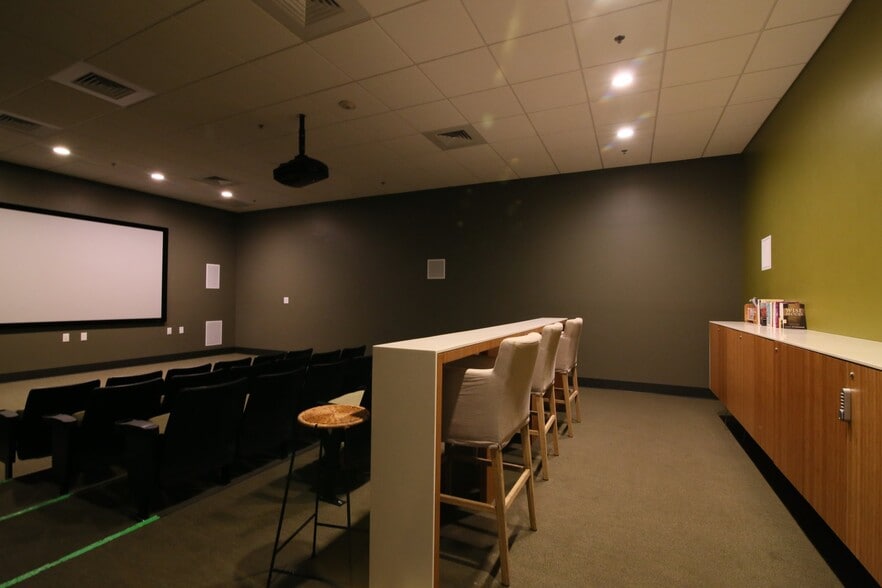 More Photos Of 601 W Rosemary St, Chapel Hill Apartments For Sale