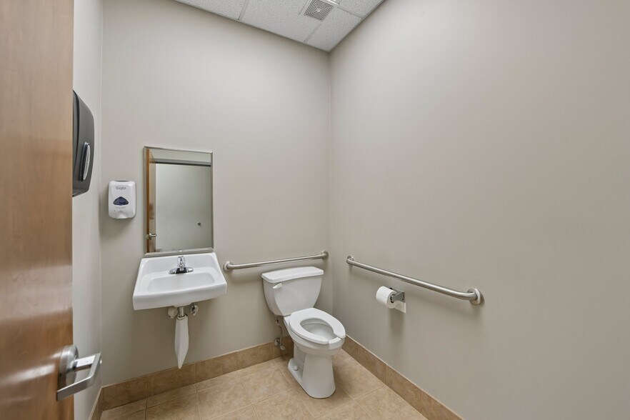 More Photos Of 4665 Church Rd, Cumming Warehouse For Sale