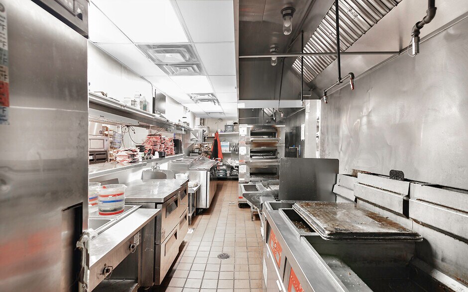 More Photos Of 4906 E Main St, Mesa Restaurant For Sale