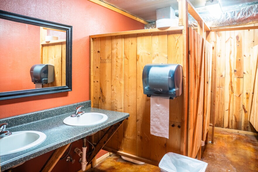 More Photos Of 1002 Old 66 Rd, Hydro Land For Sale
