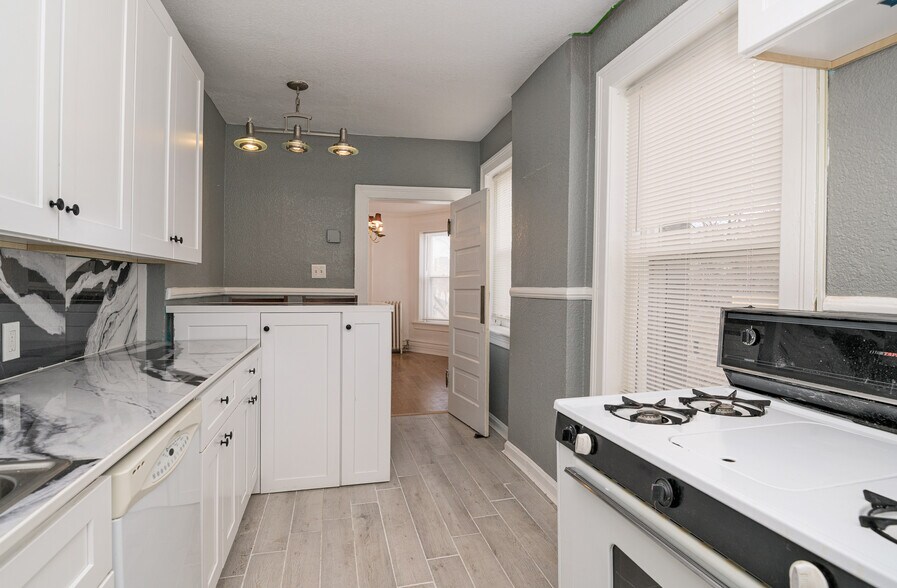 More Photos Of 1560 Gilpin St, Denver Apartments For Sale