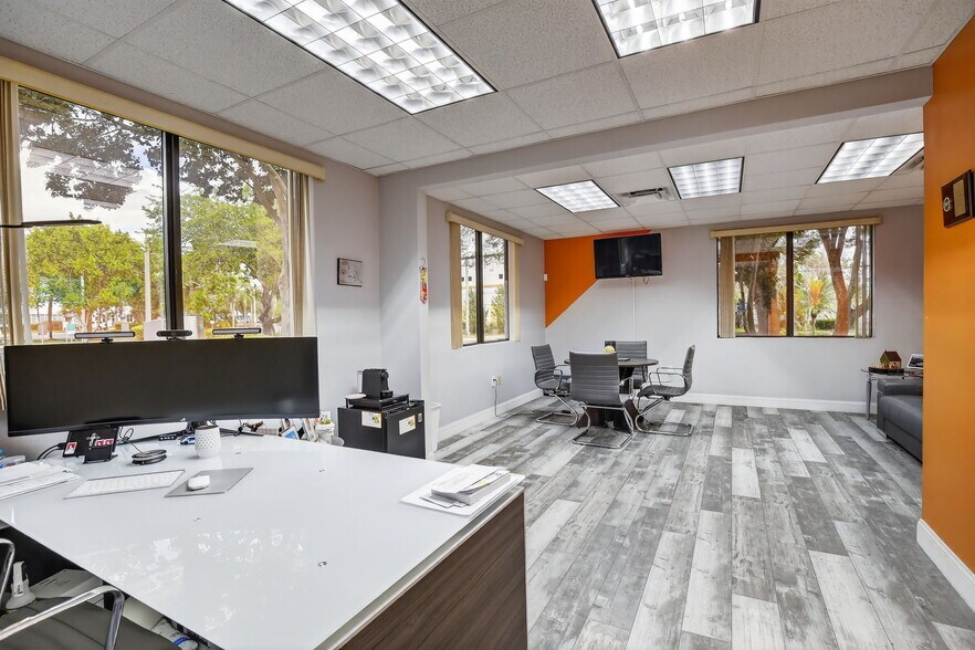 More Photos Of 1007 Shotgun Rd, Sunrise Office For Sale