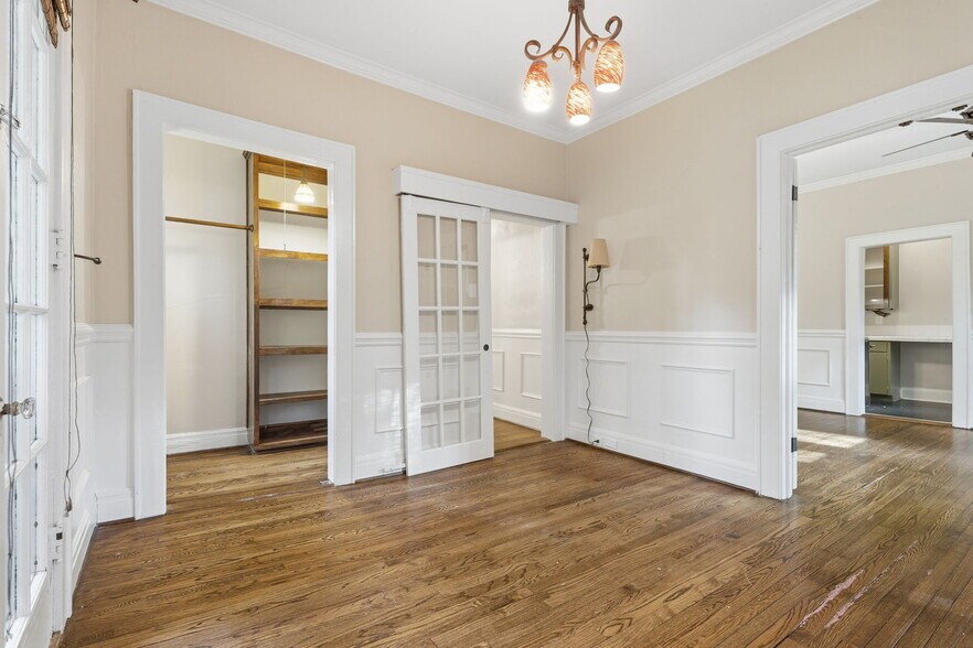 More Photos Of 916 Bromley Rd, Charlotte Apartments For Sale