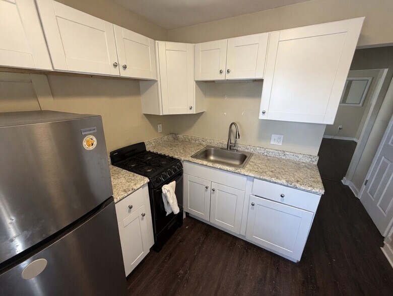 More Photos Of 173 Princeton Ave, West View Apartments For Sale