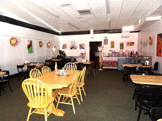 More Photos Of 511 Chief St, Benkelman Storefront For Sale