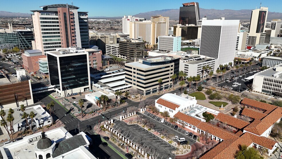 More Photos Of 400 S 4th St, Las Vegas Office For Lease