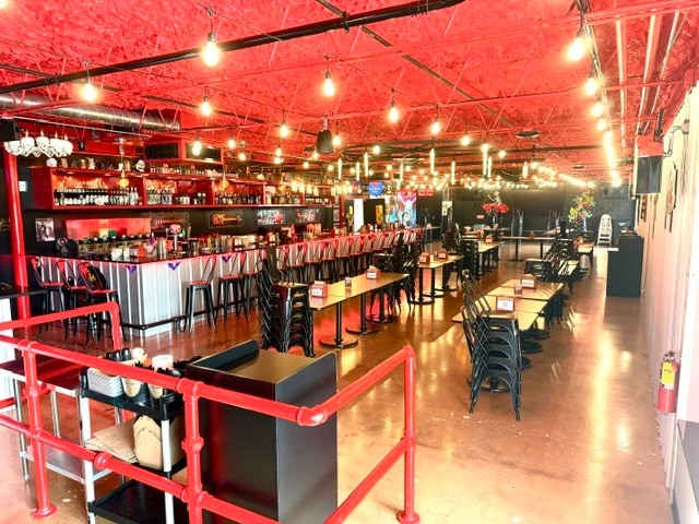 More Photos Of 190 S County Road 427, Longwood Freestanding For Lease