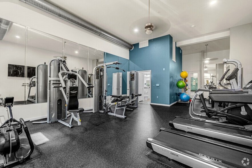 More Photos Of 1403 Slocum St, Dallas Apartments For Lease