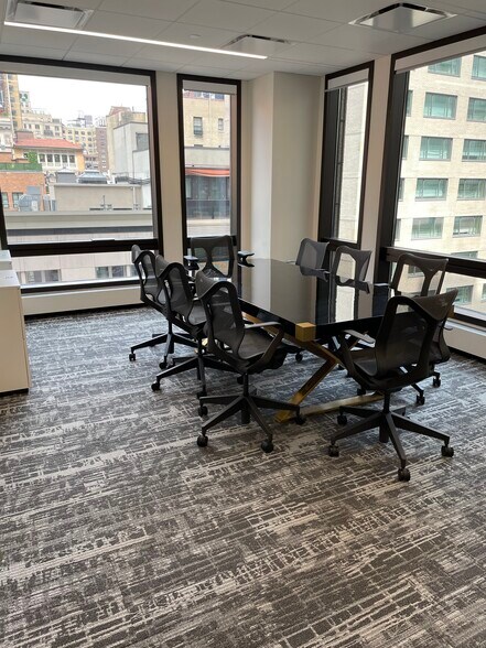 More Photos Of 667 Madison Ave, New York Coworking Space