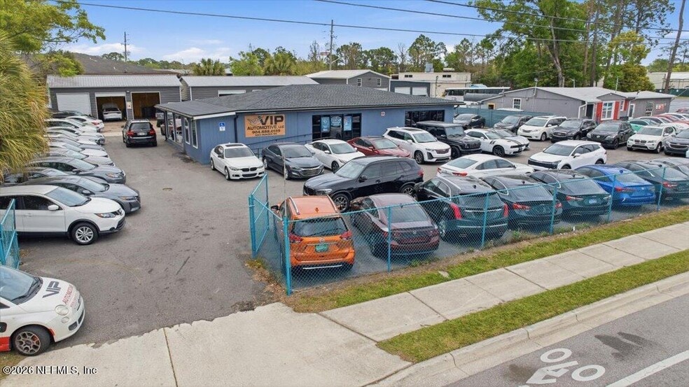 More Photos Of 5023 Bowden Rd, Jacksonville Auto Dealership For Sale