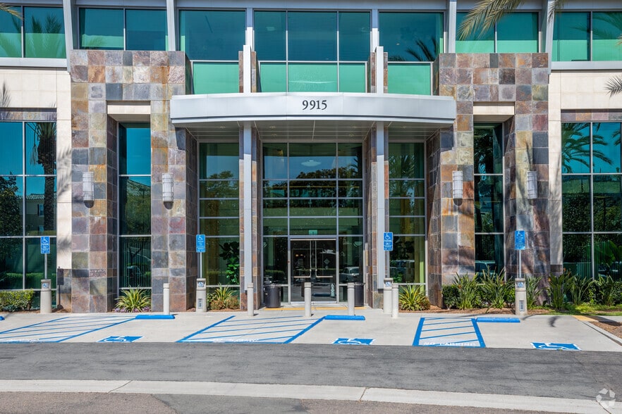 More Photos Of 9915 mira mesa Blvd, San Diego Office For Lease