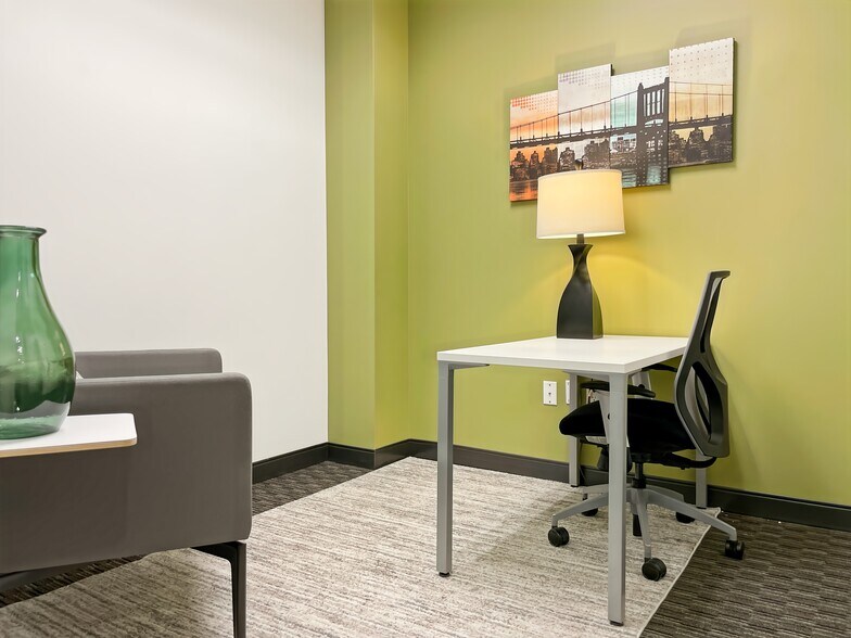 More Photos Of 2355 Highway 36 W, Roseville Coworking Space