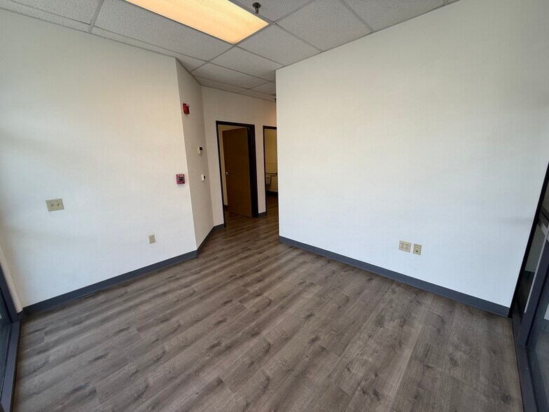 More Photos Of 5365 Brooks St, Montclair Warehouse For Lease