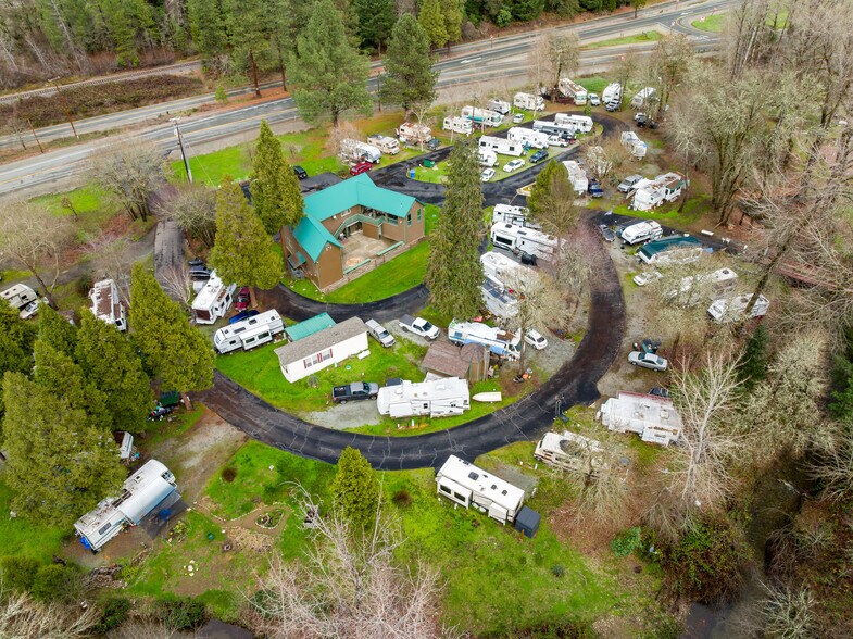 More Photos Of 999 Old Highway 99, Wolf Creek Specialty For Sale