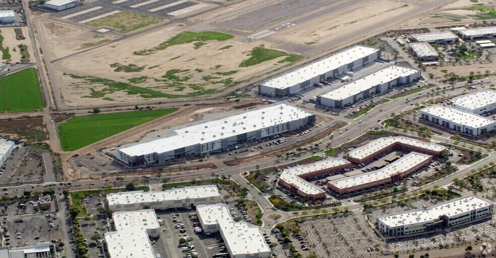 More Photos Of 2411 E Germann Rd, Chandler Distribution For Lease