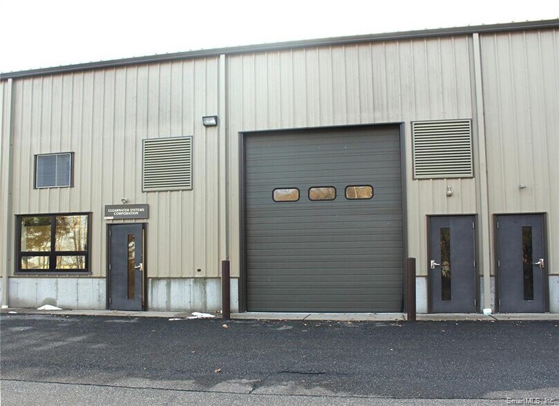 More Photos Of 17 Industrial Park, Centerbrook Service For Lease