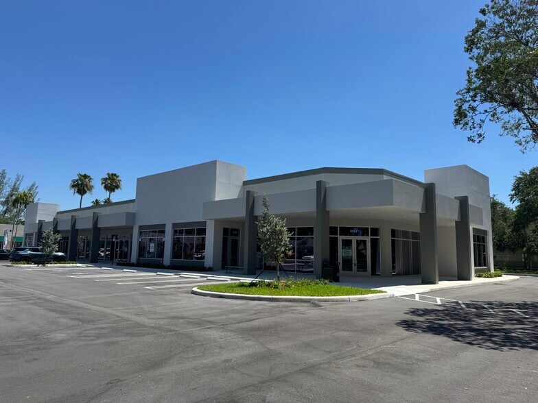 More Photos Of 6101-6117 Miami Lakes Dr, Miami Lakes Storefront For Lease