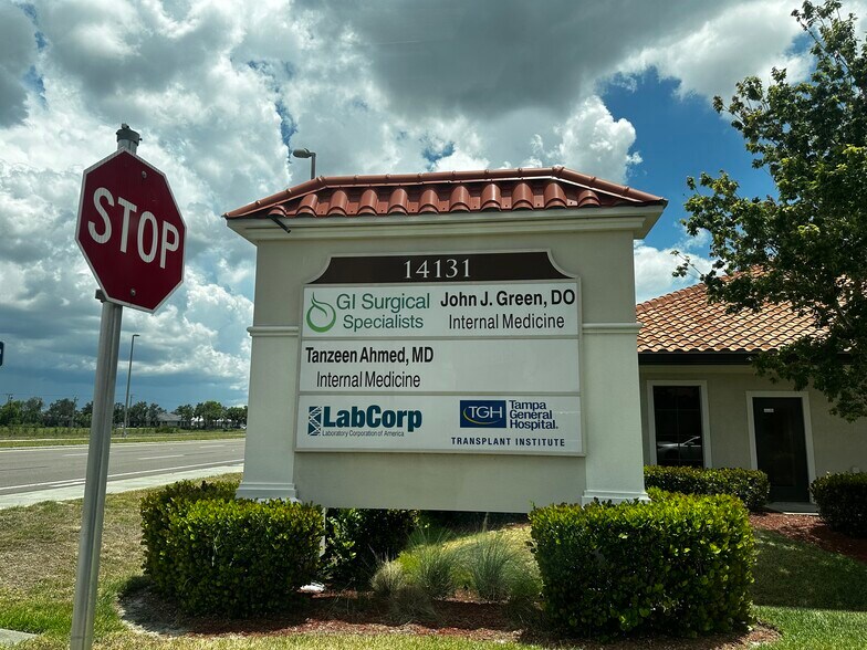 More Photos Of 14131 Metropolis Ave, Fort Myers Medical For Lease