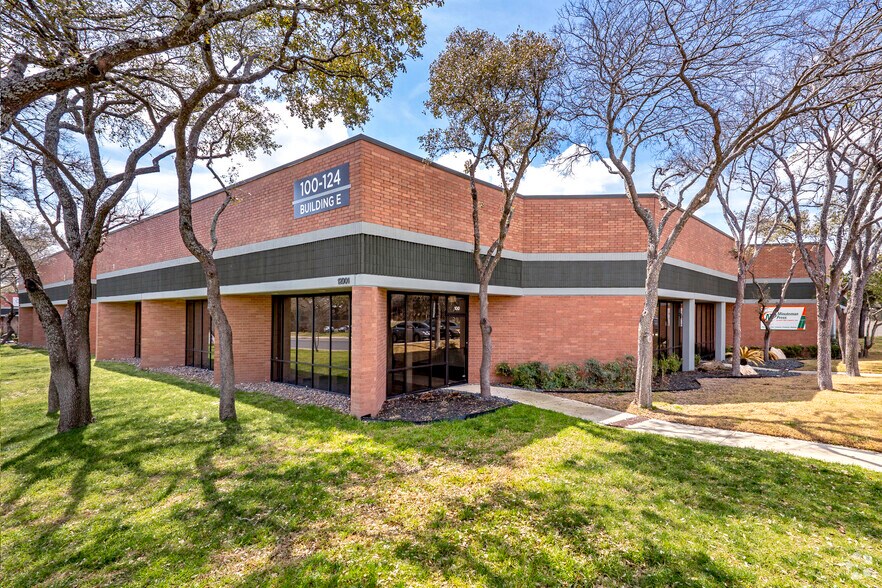 More Photos Of 12000 Network Blvd, San Antonio Unknown For Lease
