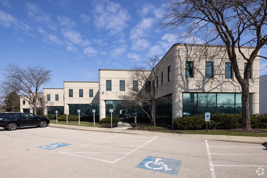 Primary Photo Of 555 Huehl Rd, Northbrook Service For Sale