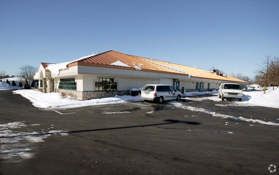 More Photos Of 10500 Chicago Dr, Zeeland Storefront Retail Office For Sale