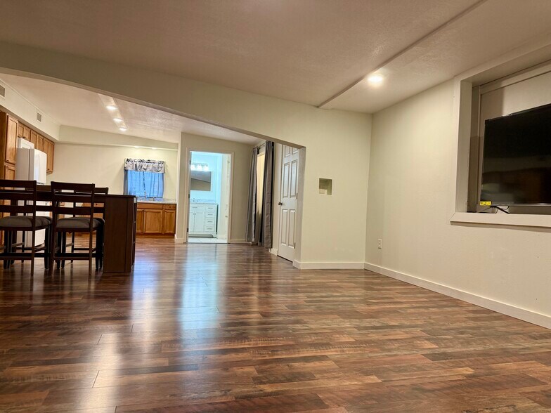 More Photos Of 30333 Highway 31, Brewton Self Storage For Sale