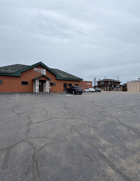 Primary Photo Of 300 S Pelham St, Rhinelander Office For Sale