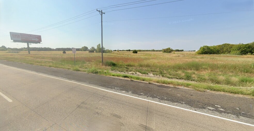 More Photos Of 2 Acres Interstate 20 East Terrell TX, Terrell Land For Lease