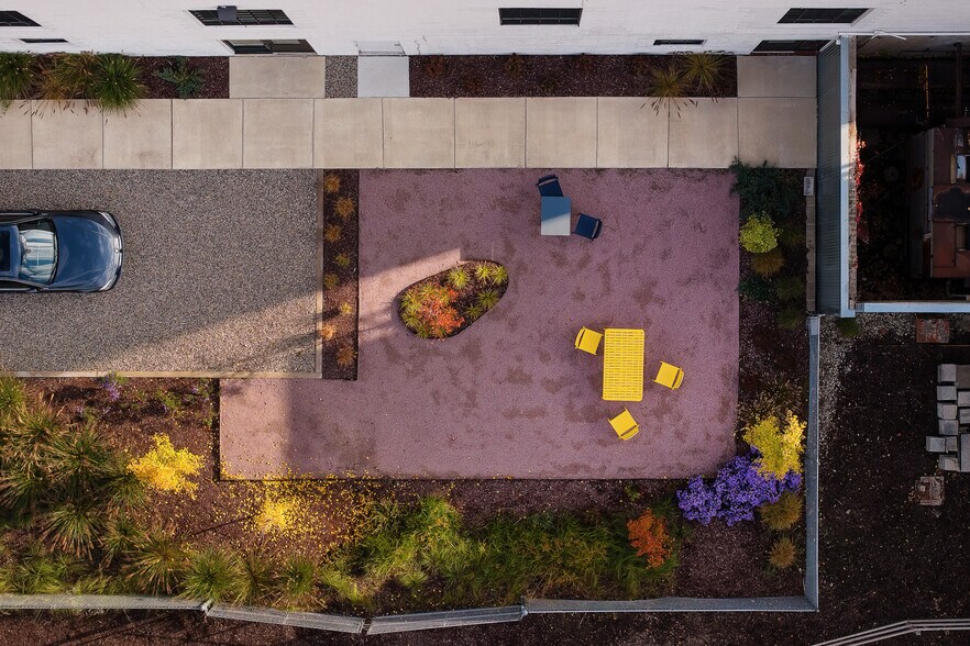 More Photos Of 1948 Division St, Detroit Office For Lease