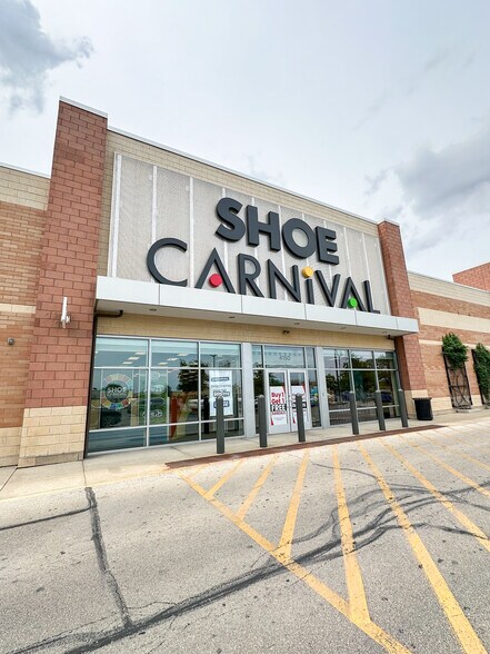 More Photos Of NWC 42nd St & Pulaski Rd, Chicago Unknown For Sale