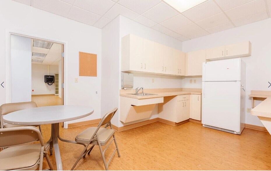 More Photos Of 100 Technology Dr, Trumbull Office For Lease