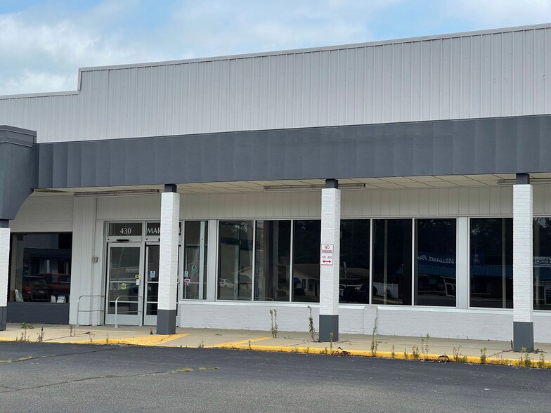 More Photos Of 430-488 Marshall St, Coldwater Unknown For Lease