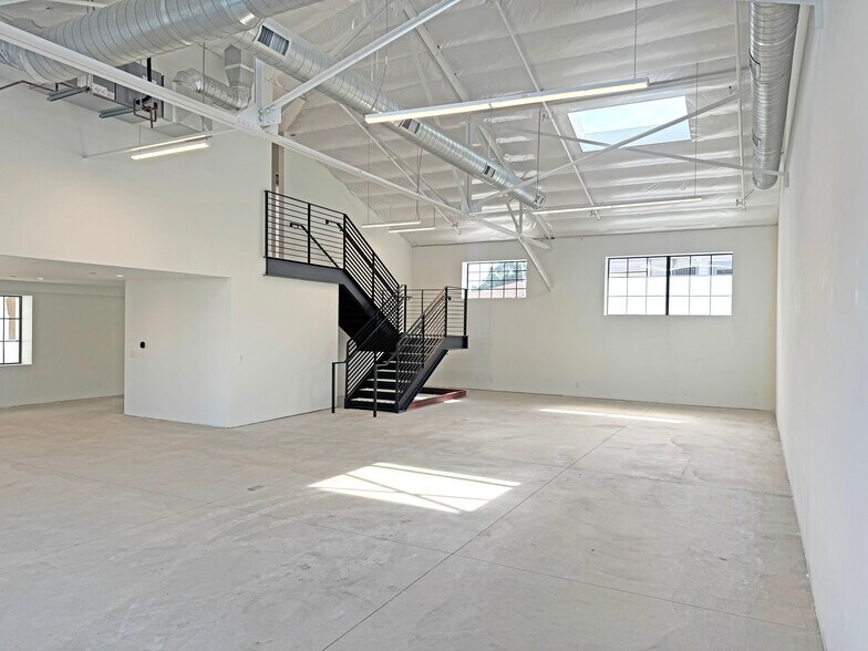 More Photos Of 433 Chapala St, Santa Barbara Storefront Retail Office For Lease