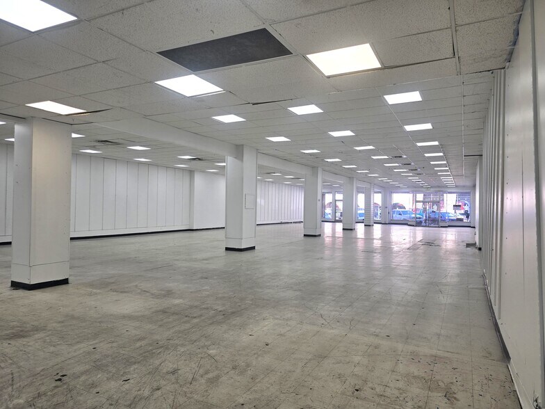 More Photos Of 224 E 2nd St, Calexico Storefront For Lease