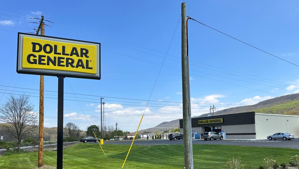 Primary Photo Of 138 Polecat Hollow rd, Claysburg General Retail For Sale