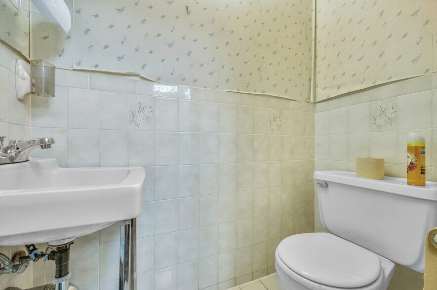 More Photos Of 2256 Hendrickson St, Brooklyn Apartments For Sale